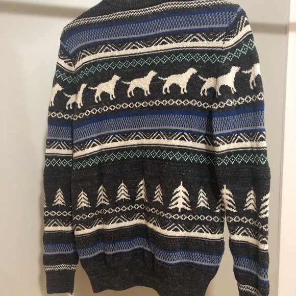 Sweater - Chaps size small. In excellent used condition. dog and tree pattern. - Picture 4 of 5